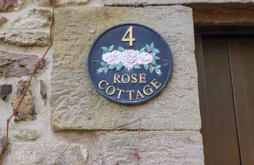 Akeld Cottage | ROSE COTTAGE, pet friendly, with a garden in Wooler