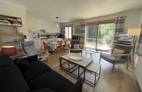 La Clusaz Apartment | Rose de Noel - Appartement ground floor for 6 people 3*