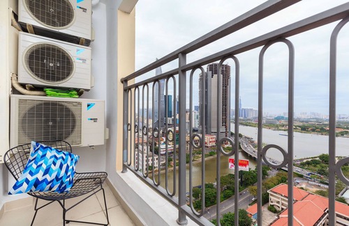 Bach Dang Riverside Apartment | Rose Home