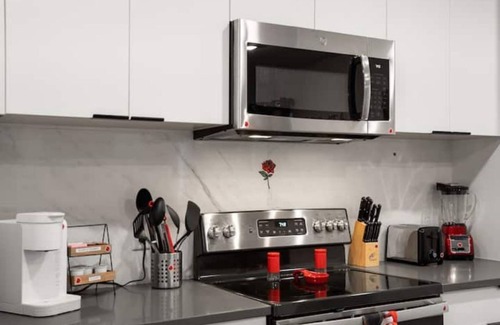 Old East Dallas House | Roseate 2BR Downtown