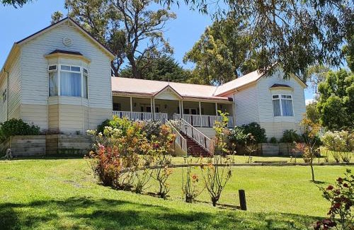 Healesville House | Rosebank Guesthouse