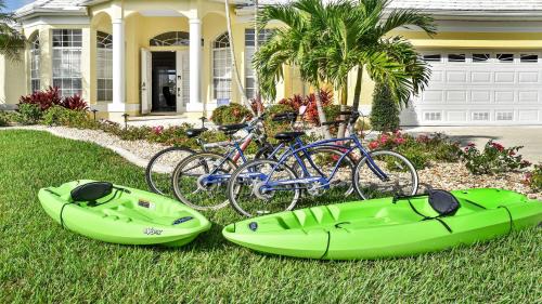 Pelican Villa | Rosegarden - PoolSpa and perfect water view