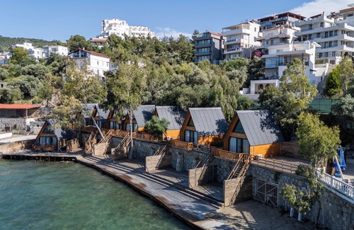 Gulluk House | Roseira Bungalov