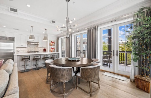 Rosemary Beach Condo | Rosemary Beach Suite, Gulf View. South of 30-A near Town Hall & Pescado