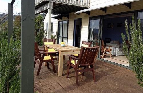 Hahei House | Rosemary Cottage - Hahei Holiday Home