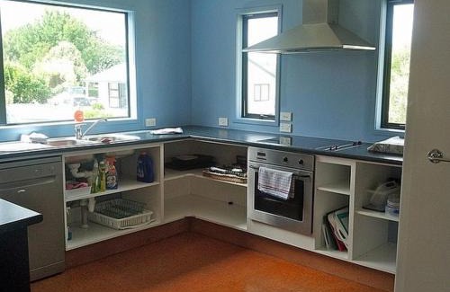 Hahei House | Rosemary Cottage - Hahei Holiday Home