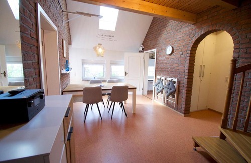 Norddeich House | Rosengarten