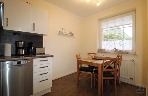 Doese Apartment | Rosenhof Apartment 2 - Country-style vacation apartment near the Grimmershörn Bay