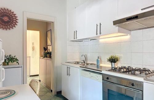 Arenzano Apartment | Roses House