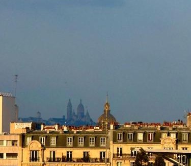 Issy-les-Moulineaux Bed & Breakfast | Rosewood Rooftop Eiffel Paris Porte de Versailles
