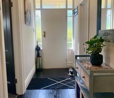 Kaikorai House | Roslyn Business Studio - 2 bedroom