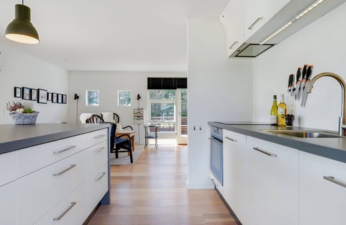 Hou House | "Rosmarie" - 600m from the sea by Interhome