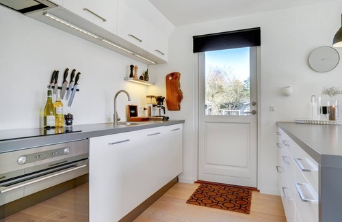 Hou House | "Rosmarie" - 600m from the sea by Interhome