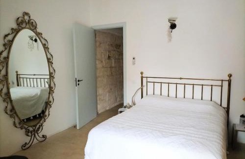 Spongano Apartment | Rosso in Corte - Salento - Corte dei Colori