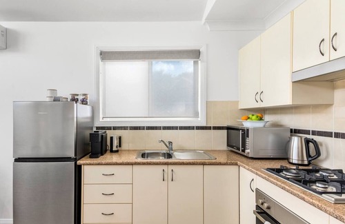 Bellambi Cottage | Rothery Escape A Cosy Coastal Cottage