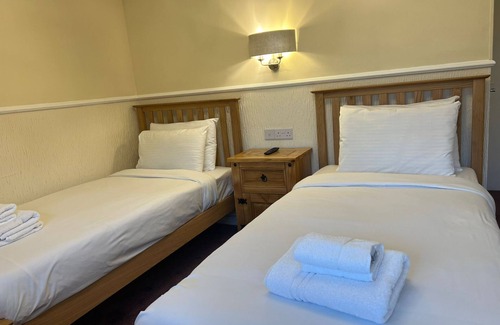 Rothwell Hotel | Rothwell House Hotel .
