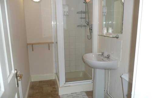 Rothwell Hotel | Rothwell House Hotel .