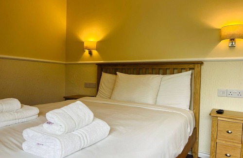 Rothwell Hotel | Rothwell House Hotel .