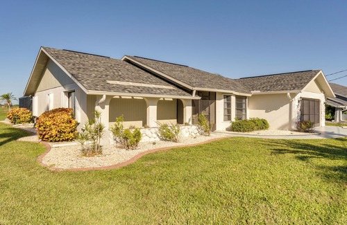 Pebble Beach Cottage | Rotonda West Home w/Pool & Golf Course View!