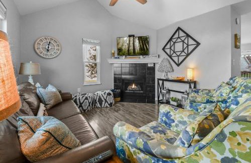 Pigeon Forge House | Rotties' Retreat home