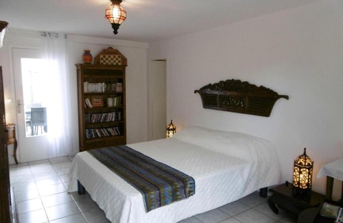 Lugos Bed & Breakfast | rouge gorge