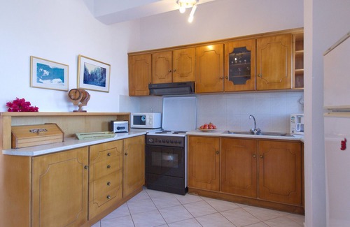 Kato Stalos Apartment | Rouladina Apt 2