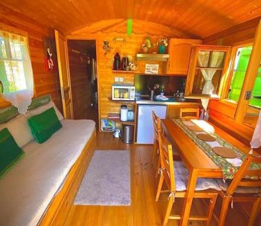 Cublac Ski Chalet | Roulotte au Domaine de la Moretie