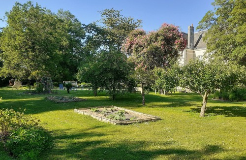 Beaulieu-les-Loches Cottage | Roulotte au Bord de L'eau, Près des Châteaux de Loire
