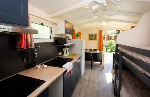 Le Bourg-d'Oisans Cabin | Roulotte Les Ecrins Standard 17m2 - 1 Schlafzimmer + plancha - 4 Personen