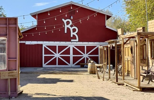 Oro Grande Other | Route 66 Roy Roger's Starry Bubble House Big