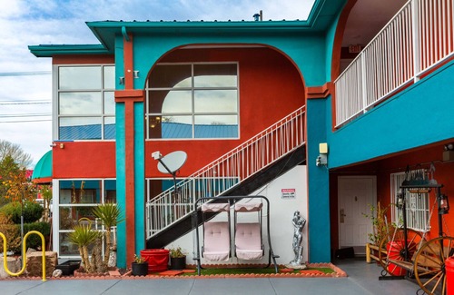 Westside Apartment | Route66, Old Town. Albuquerque