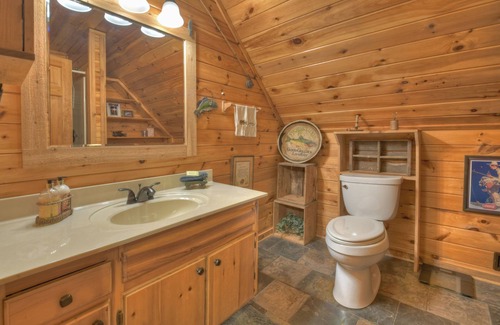 My Mountain Cabin | Roux House, Great View, Porch Swing Bed, Hot Tub