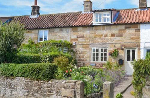 Briggswath House | Rowan Cottage