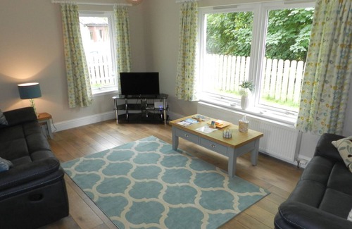 Newtonmore House | Rowanlea, Modern, spacious house in Newtonmore