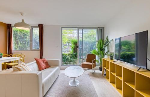 Centre Ville Rive Gauche Apartment | Roxane spacious 3-Bedroom Apartment with Terrace and Parking Just Steps