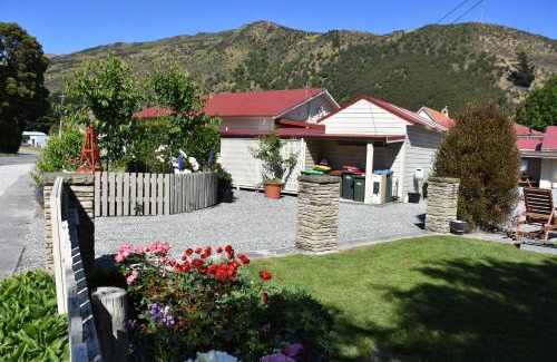 Roxburgh Hotel | Roxburgh Motels