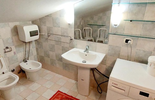 Aprilia Apartment | Roxy Camere e Appartamenti