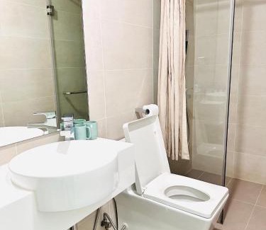 Bach Dang Riverside Apartment | Roy City House