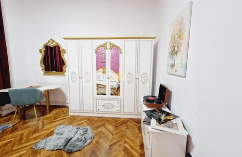 Old Town Villa | Royal 5* mansion near central square