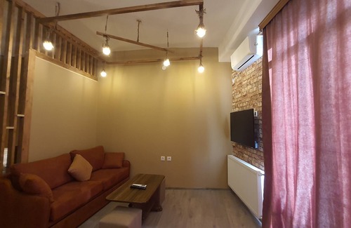Avlabari Apartment | Royal Apartment -Old Tbilisi 73A