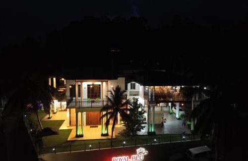 Udunuwara Hotel | Royal Blu