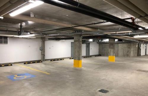 West Edmonton Apartment | Royal Blue Wild Oasis Corner PNHSE KingBed U/G Wi-fi