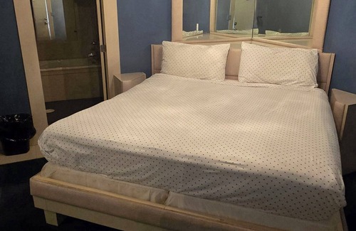 Redford Hotel | Royal Budget Inn