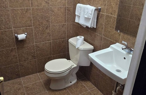 Redford Hotel | Royal Budget Inn