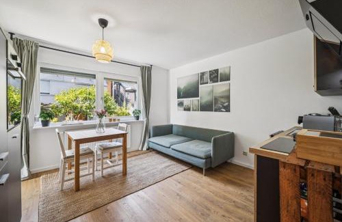 Gruna Apartment | Royal Garden Residence