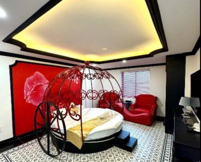 District 12 Hotel | Royal Hotel Hồ Chí Minh