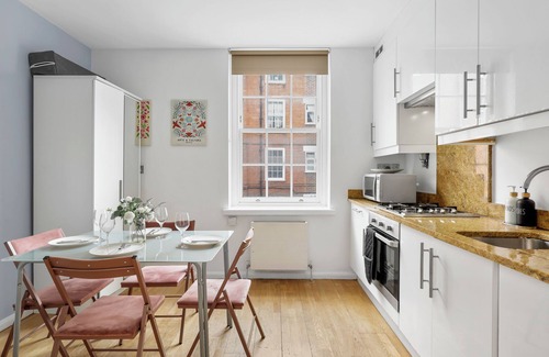 St. Pancras Apartment | Royal in Russell Square