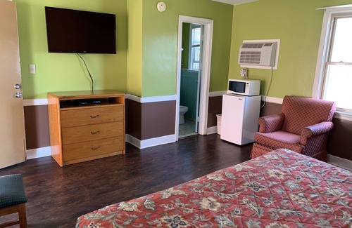 Waynesboro Hotel | Royal Inn Motel