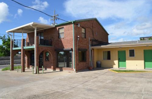 Desire Area Hotel | Royal Inn Of New Orleans