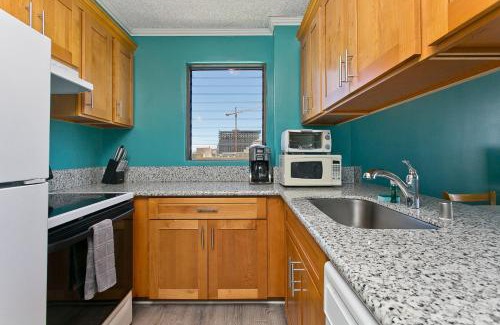 Waikiki House | Royal Kuhio 1708 - Spacious Corner Unit with Stunning Ocean City Views in the Heart of Waikiki!